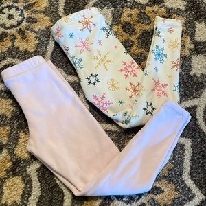 Girl’s Cat & Jack fleece leggings. Size 4/5 and Never worn.